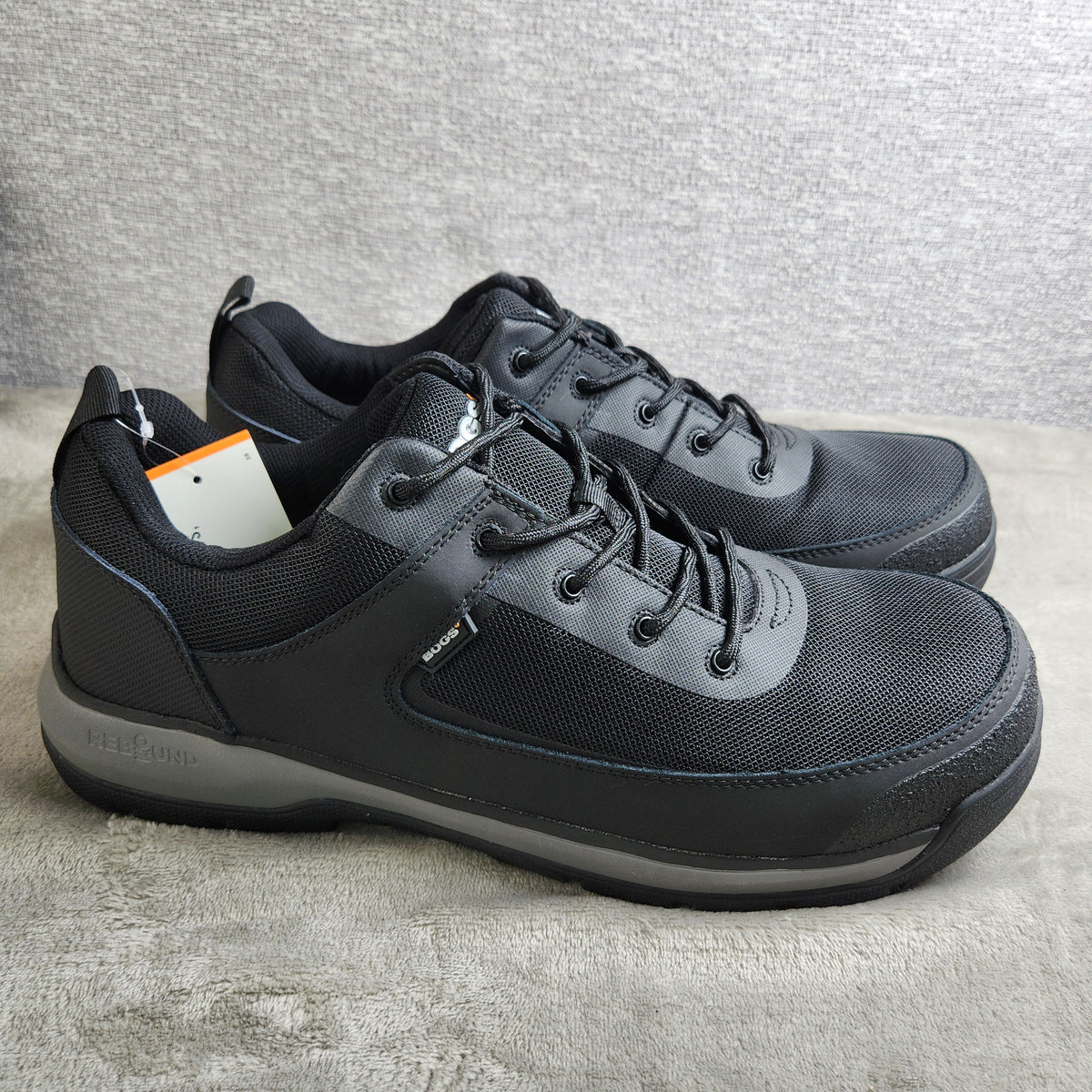 BOGS Shale Low CT ESD Men's Work Safety Shoes Size 15 Black Multi