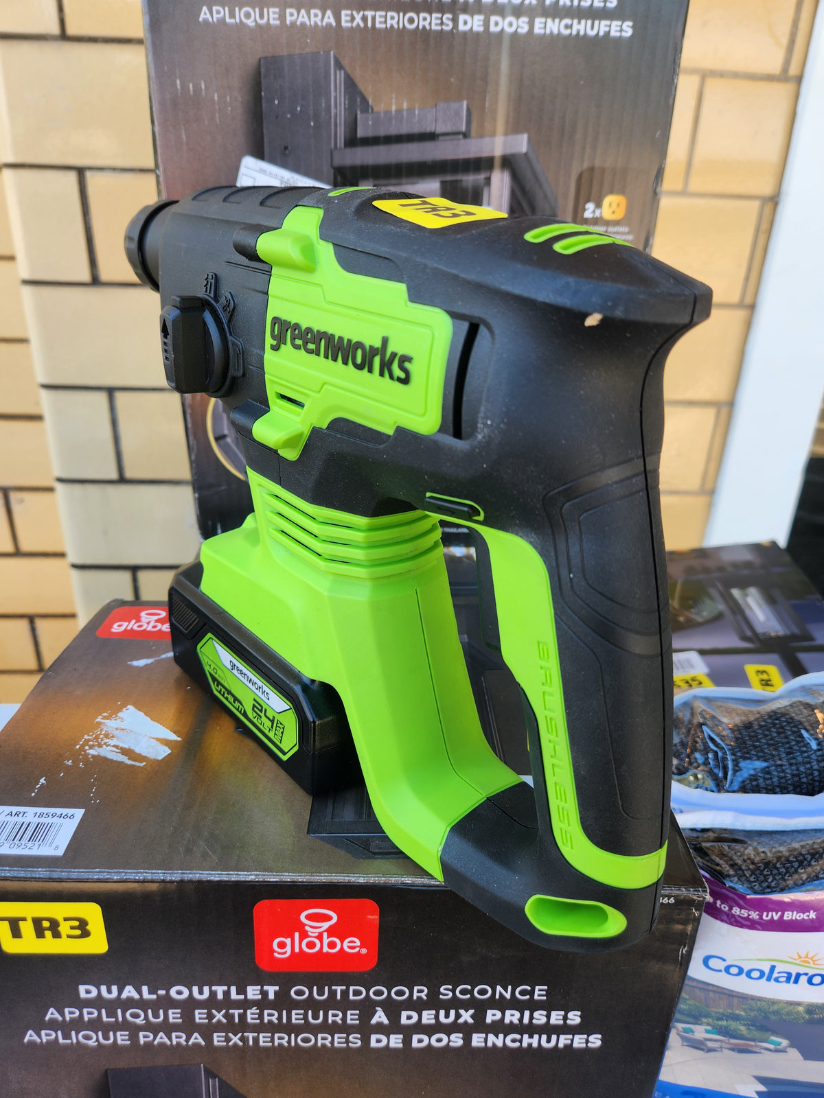 Used greenworks HMD401 24V Brushless SDS 2J Rotary Hammer & 4Ah Battery + Charger