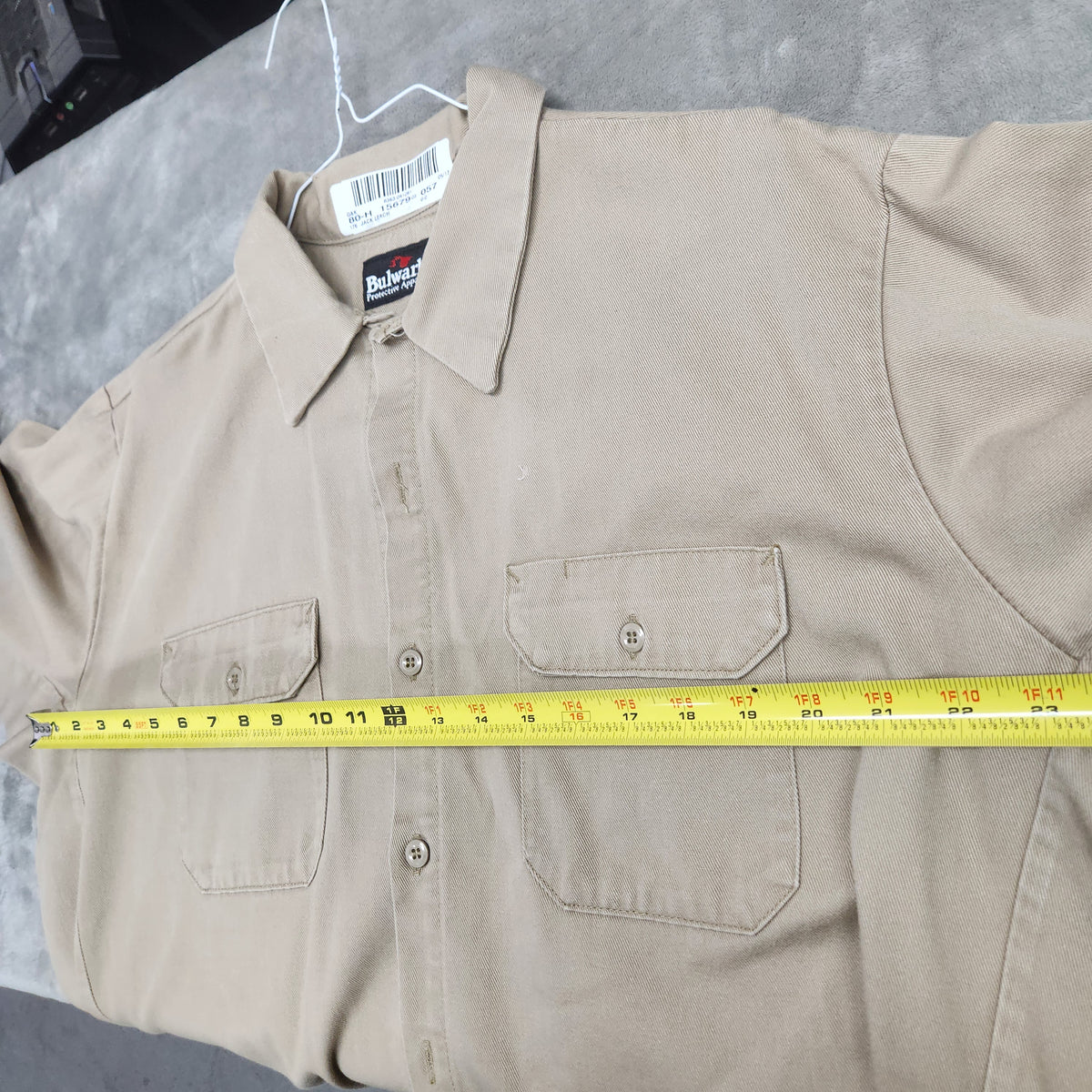 Bulwark Men's Protective Apparel FR Button Up Work Shirt Tan XL Flame Resistant NFPA 2112  Preowned