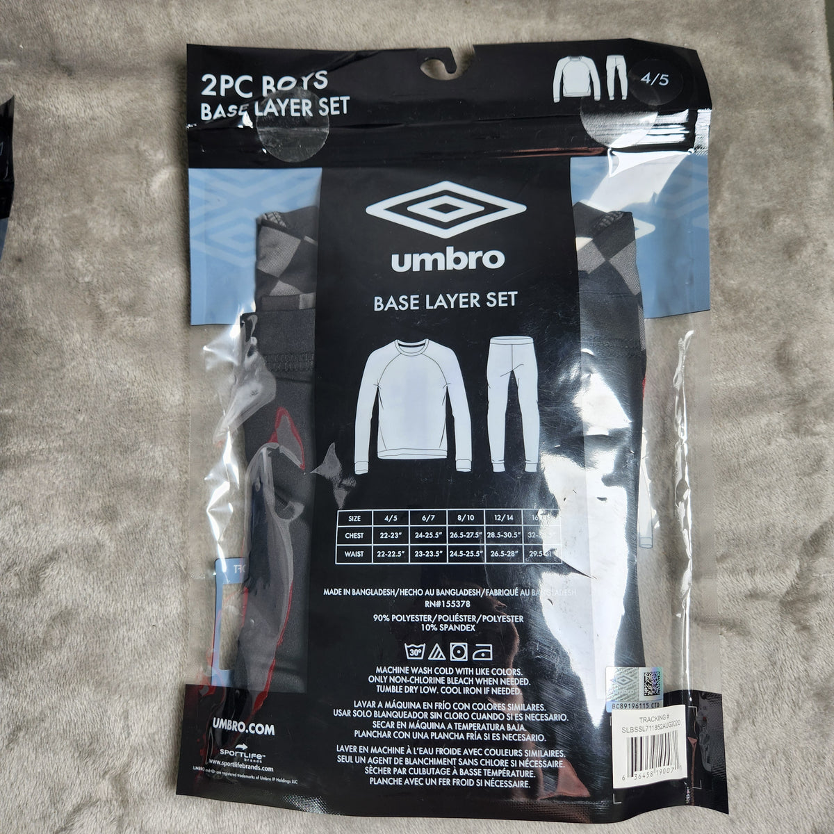 Umbro Boys Size 4/5 New 2 Piece Base Layer Set Black w/ Red Logo