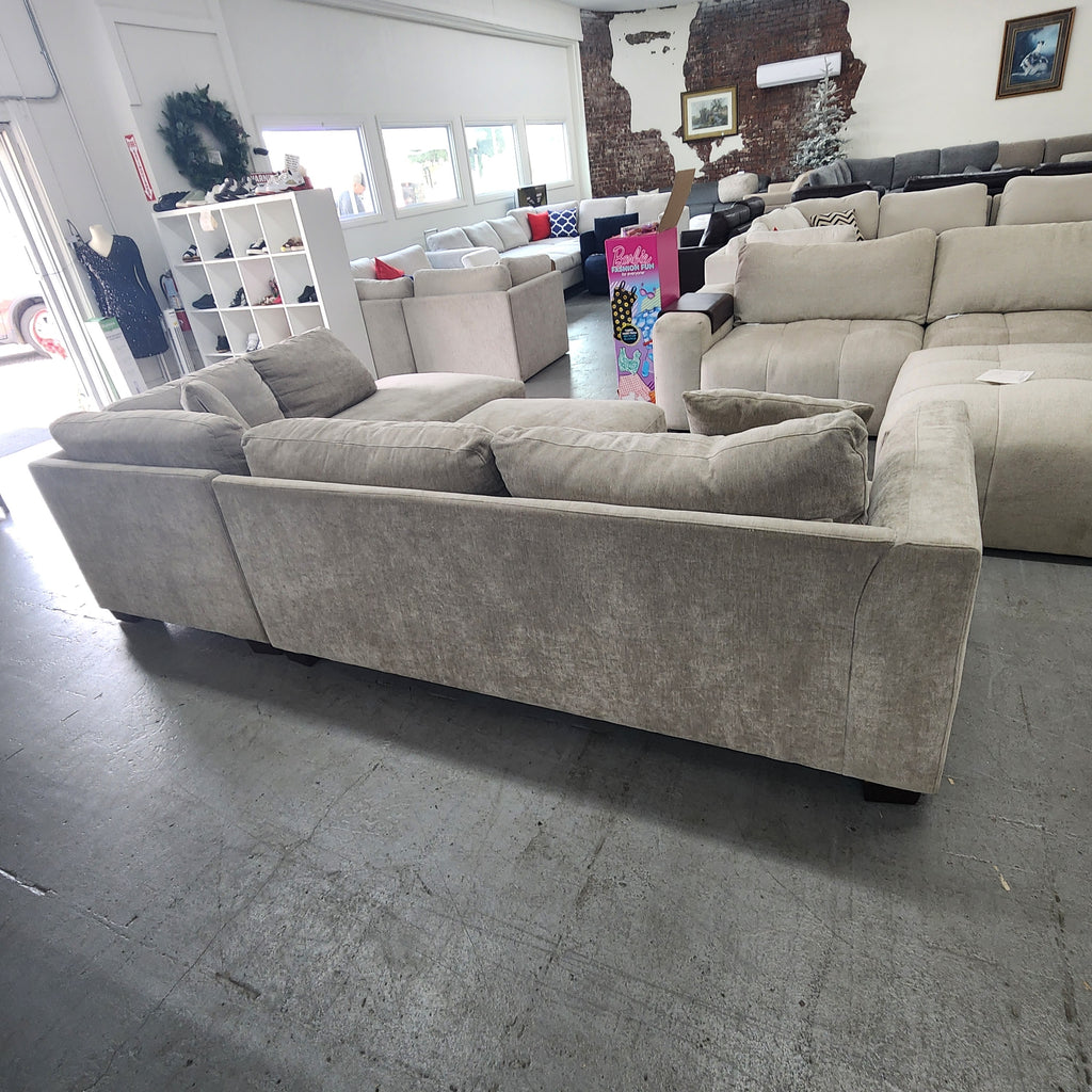 Walsen Sectional (see desc)