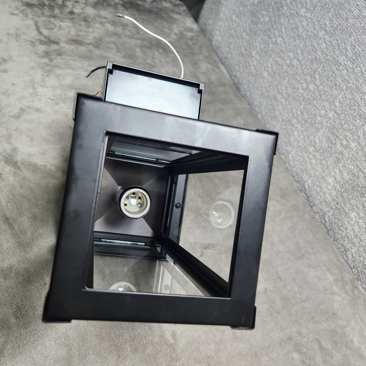 Globe Electric 14" Matte Black Outdoor Wall Light with GFCI Outlet Used