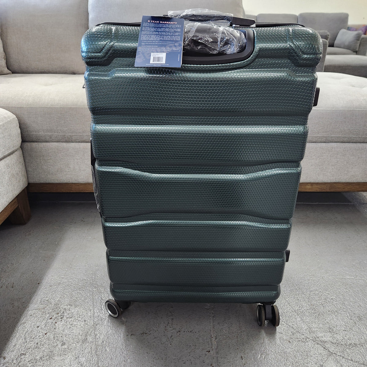 Dejuno Yukon 3-Piece Hardside Luggage Set Green New