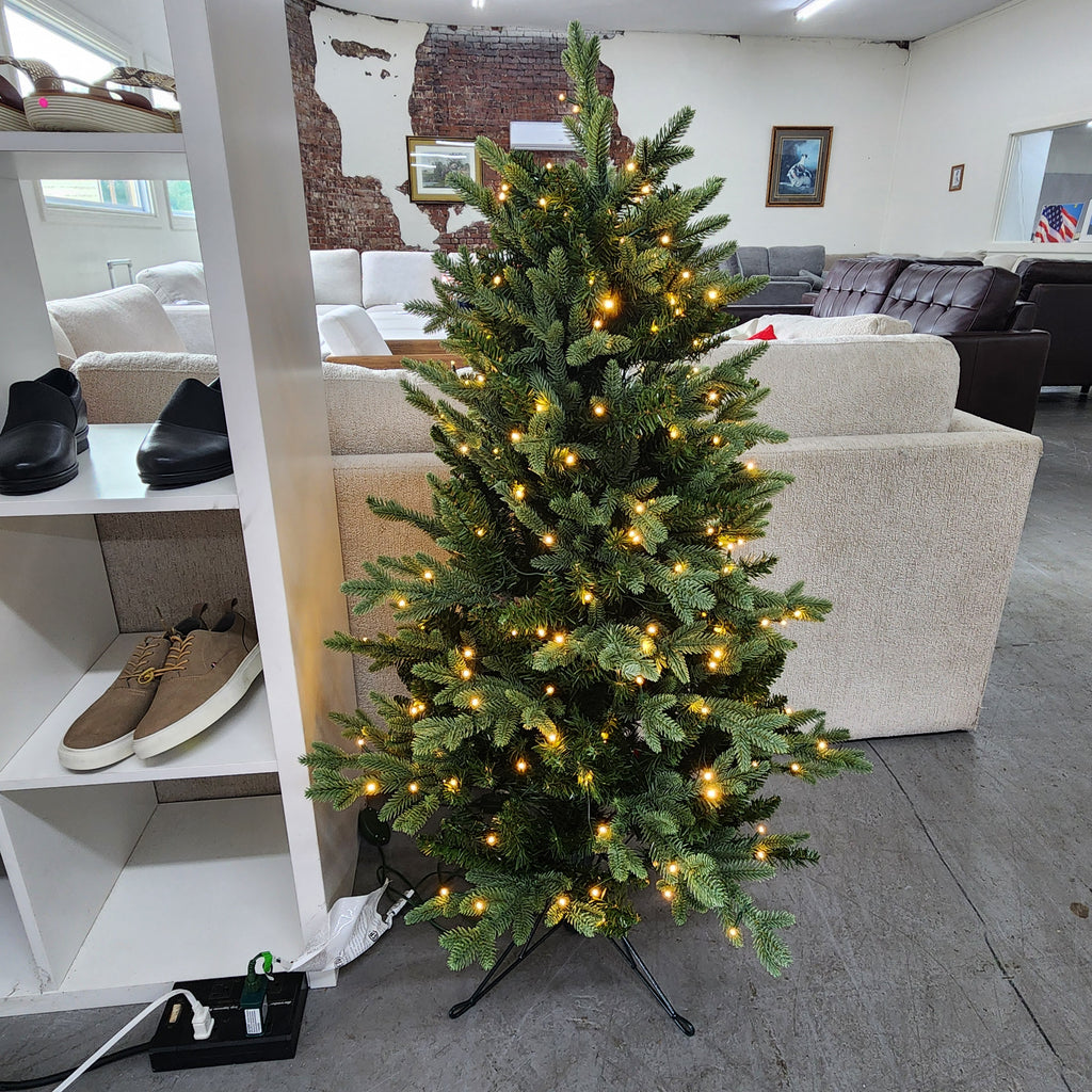 4' Pre Lit Aspen Micro LED Tree