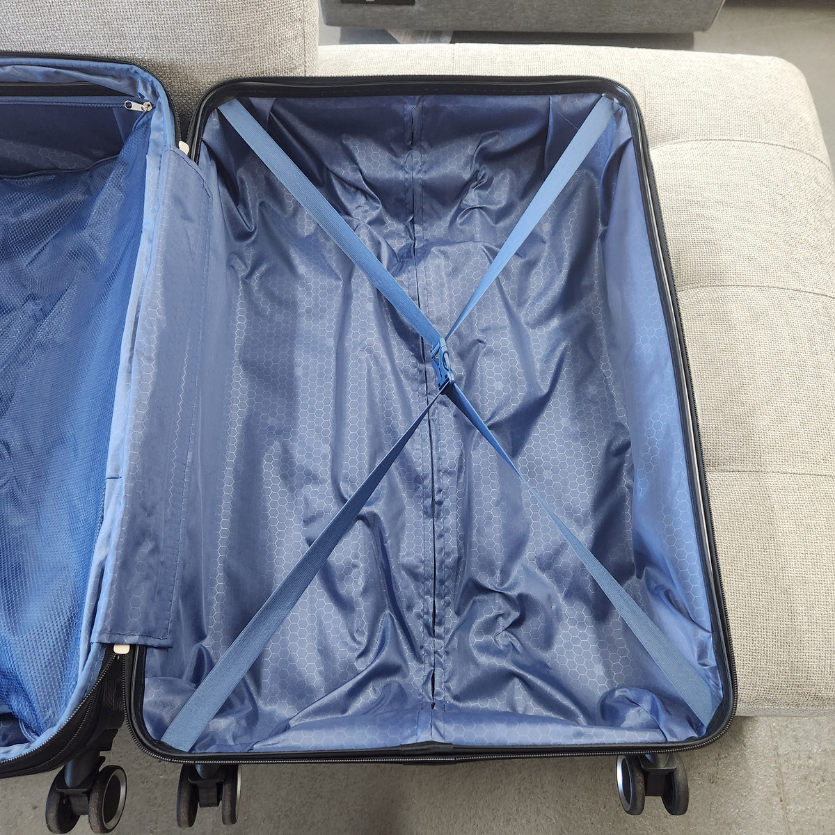 Dejuno Yukon 3-Piece Hardside Luggage Set Green New
