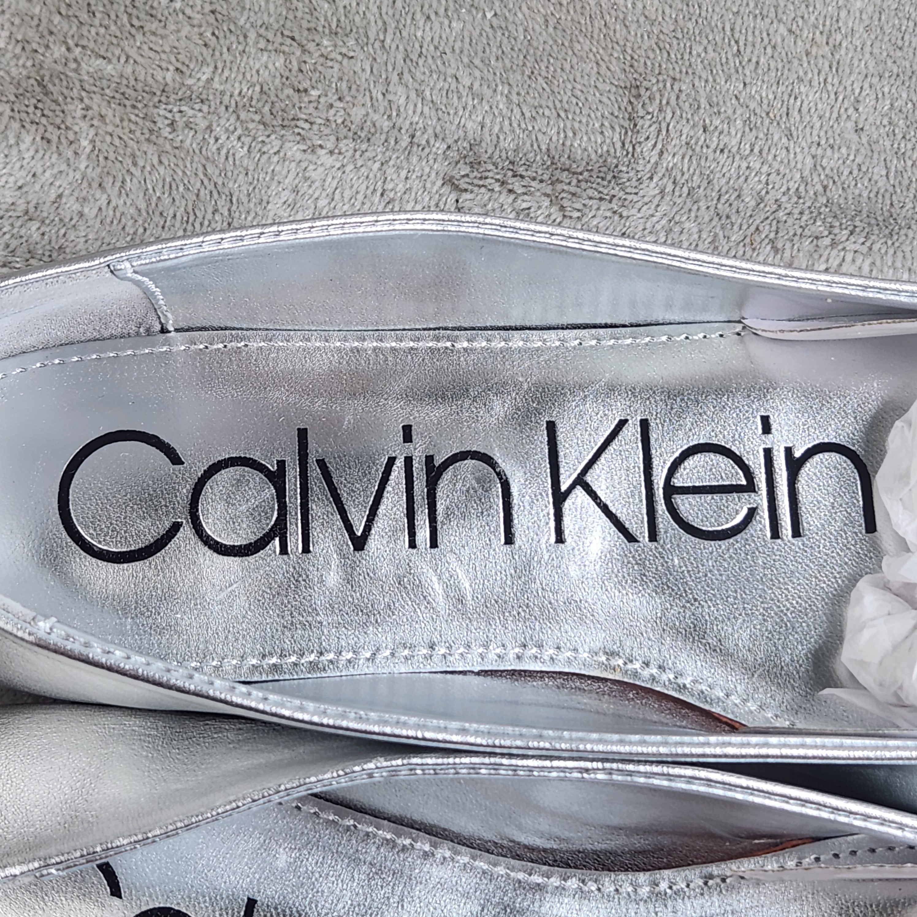 Calvin Klein Nyta Womens Size 5.5M Square-Toe Ballet / Dress flats Silver