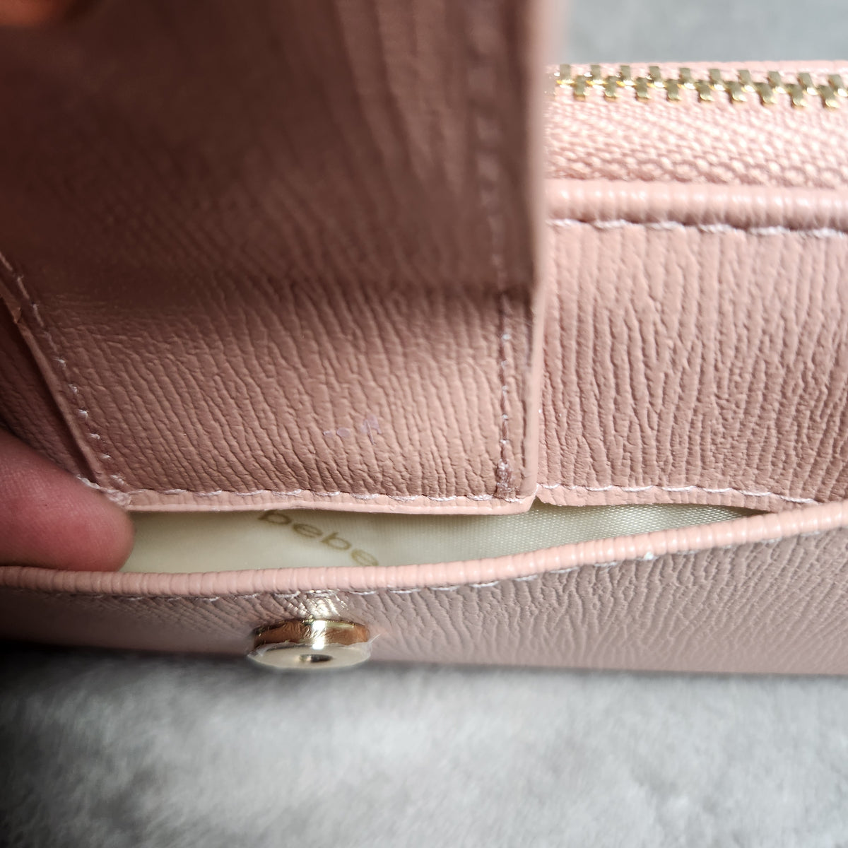 bebe Lupe Zip Around Wallet Dusty Rose New