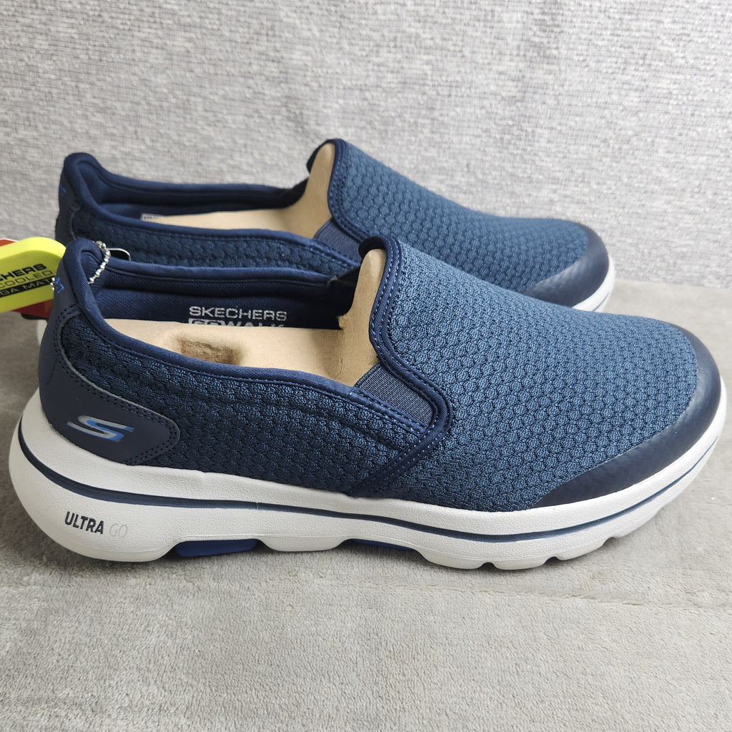 New Skechers GOwalk 5 Apprize walking shoes in Men's Size 11 Extra Wide
