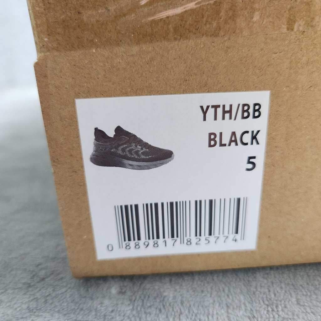 Athletic Works Boys Size 5 Black Knit Cage Sneakers Memory Foam Lightweight New