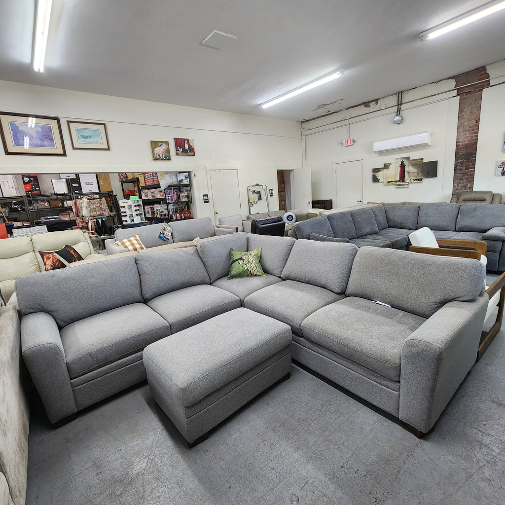 Thomasville Langdon Fabric Sectional with Chaise and Storage Ottoman, Gray
