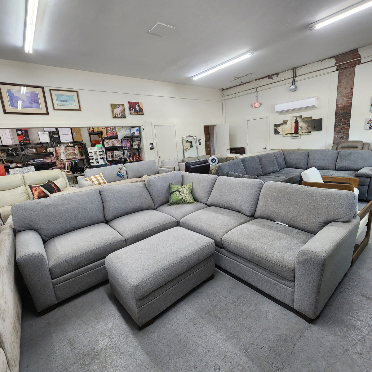 Thomasville Langdon Fabric Sectional with Chaise and Storage Ottoman, Gray