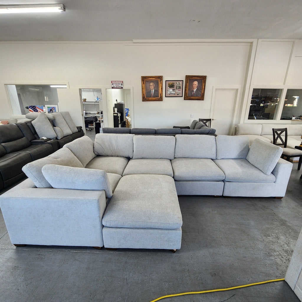 Thomasville Lowell 6-piece Fabric Modular Sectional Gray