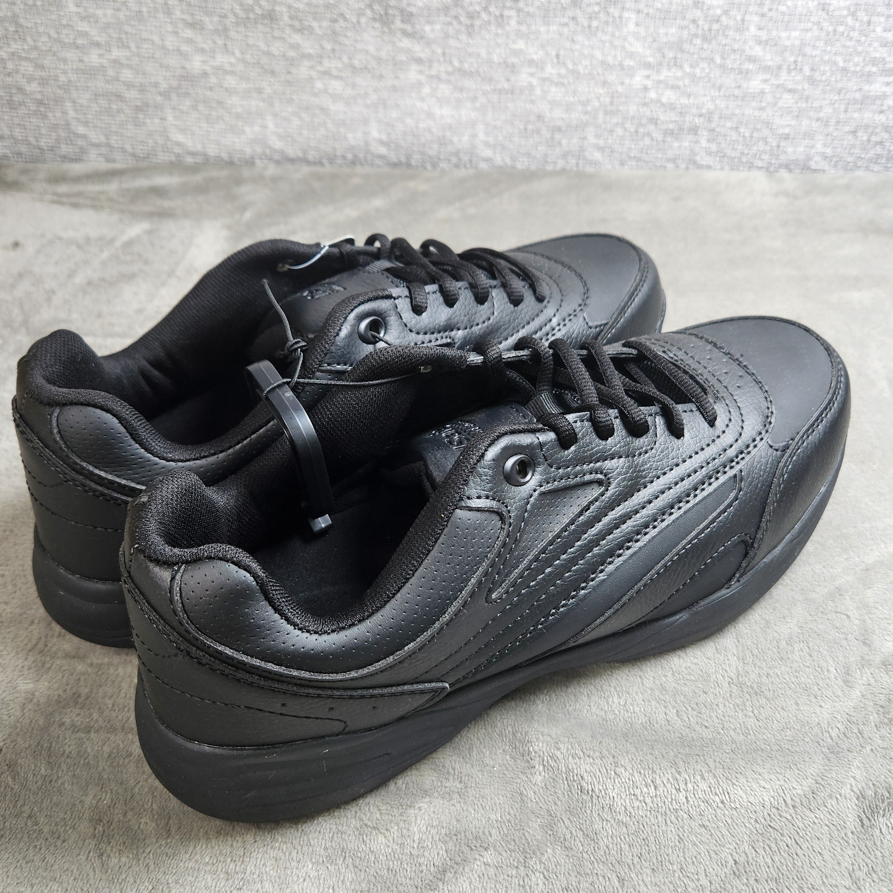 TredSafe Men's Work Shoes 11W Black Slip Resistant Dreamcell MNTR40HY231