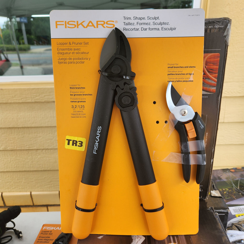 Fiskars Lopper & Hand Pruner Garden Trimming Set