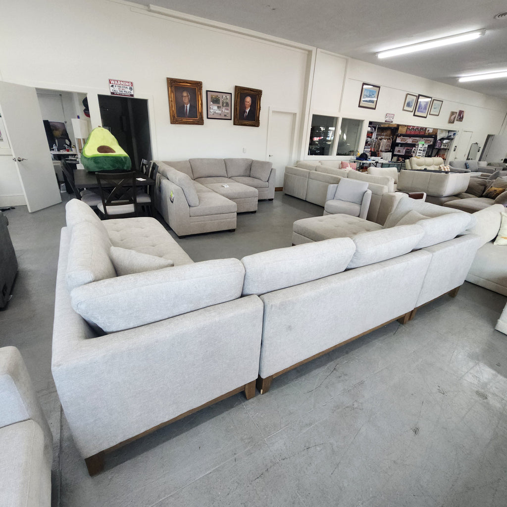 Thomasville Tavish Fabric Sectional with Storage