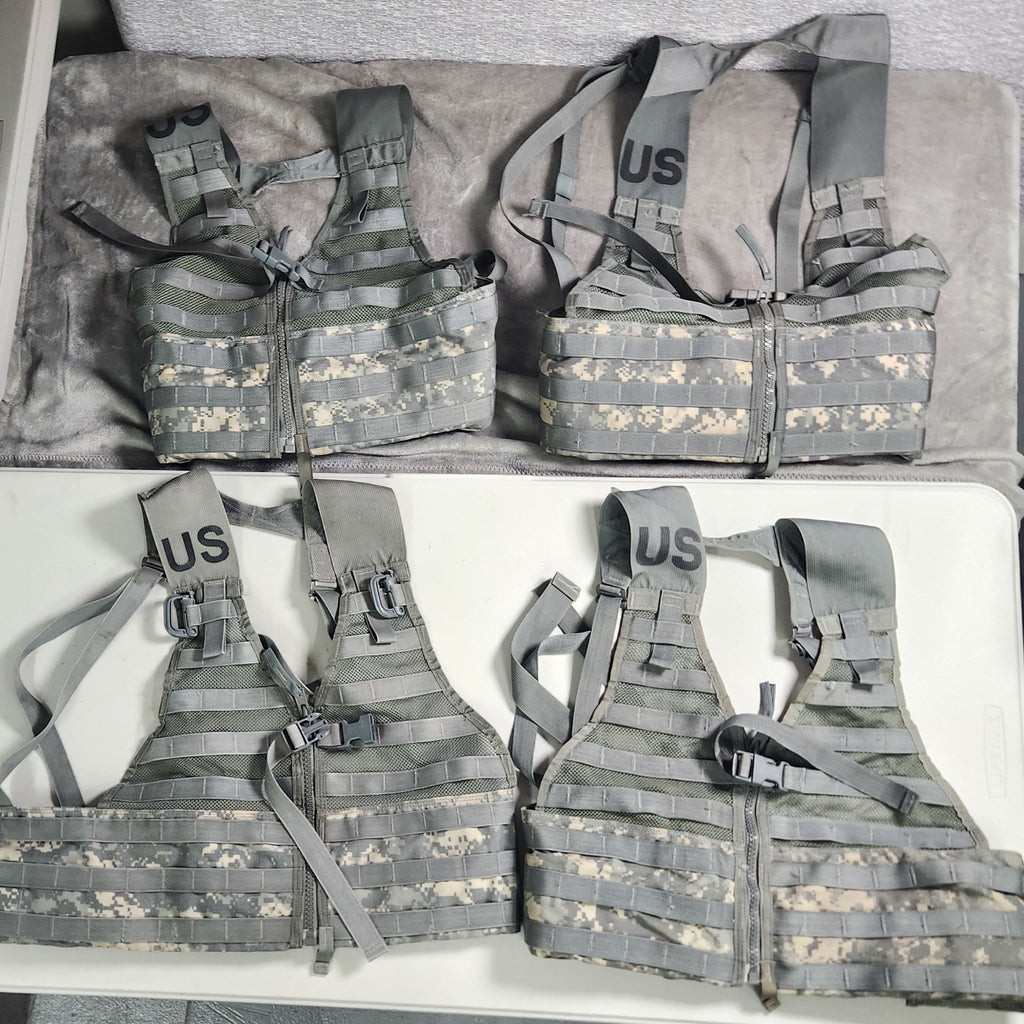 Lot of 4 MOLLE II Modular Lightweight Load Carrying Equipment FLC Fighting Load Carrier/ Utility belts