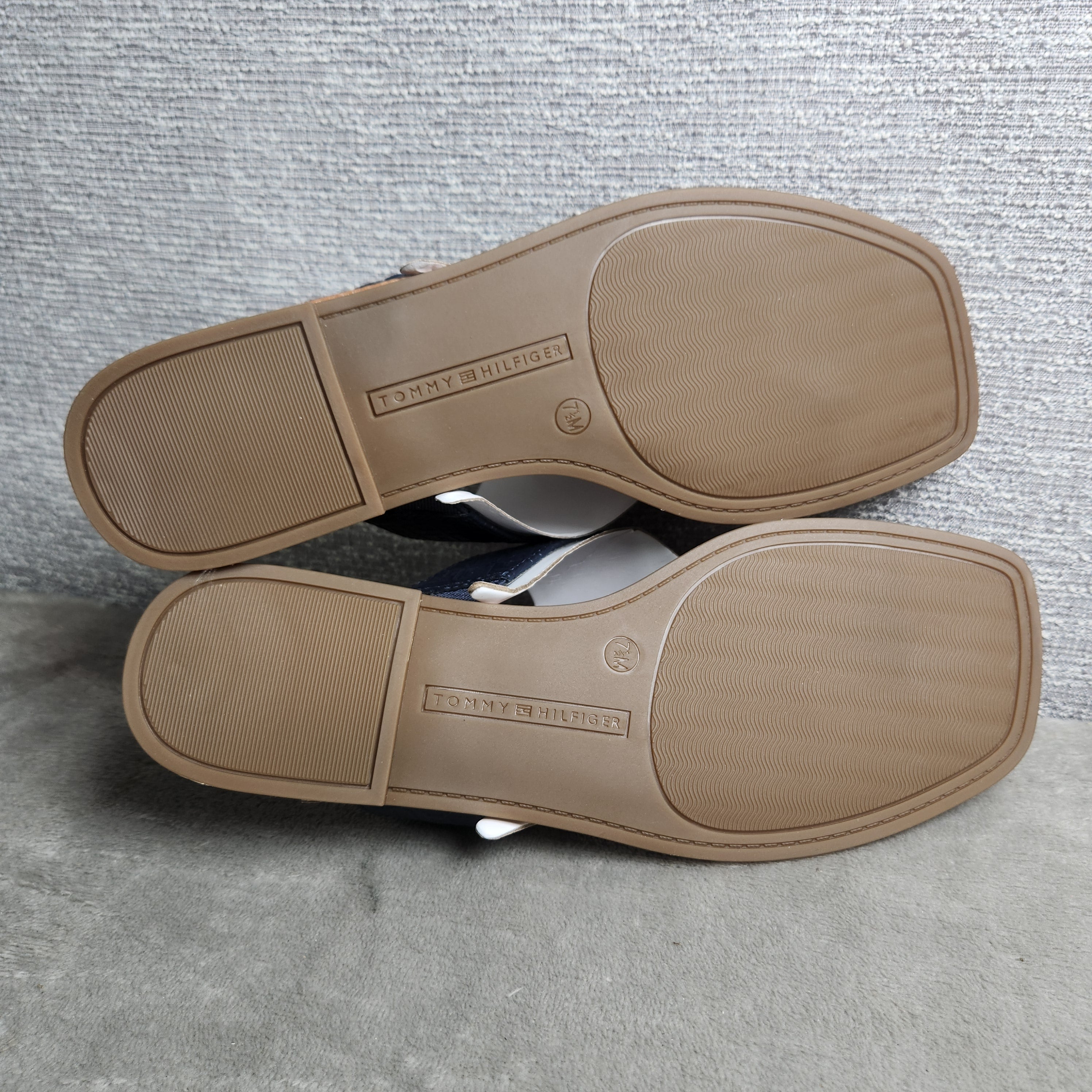 Tommy Hilfiger Joyli Women's Wedge Sandals Size 7.5M