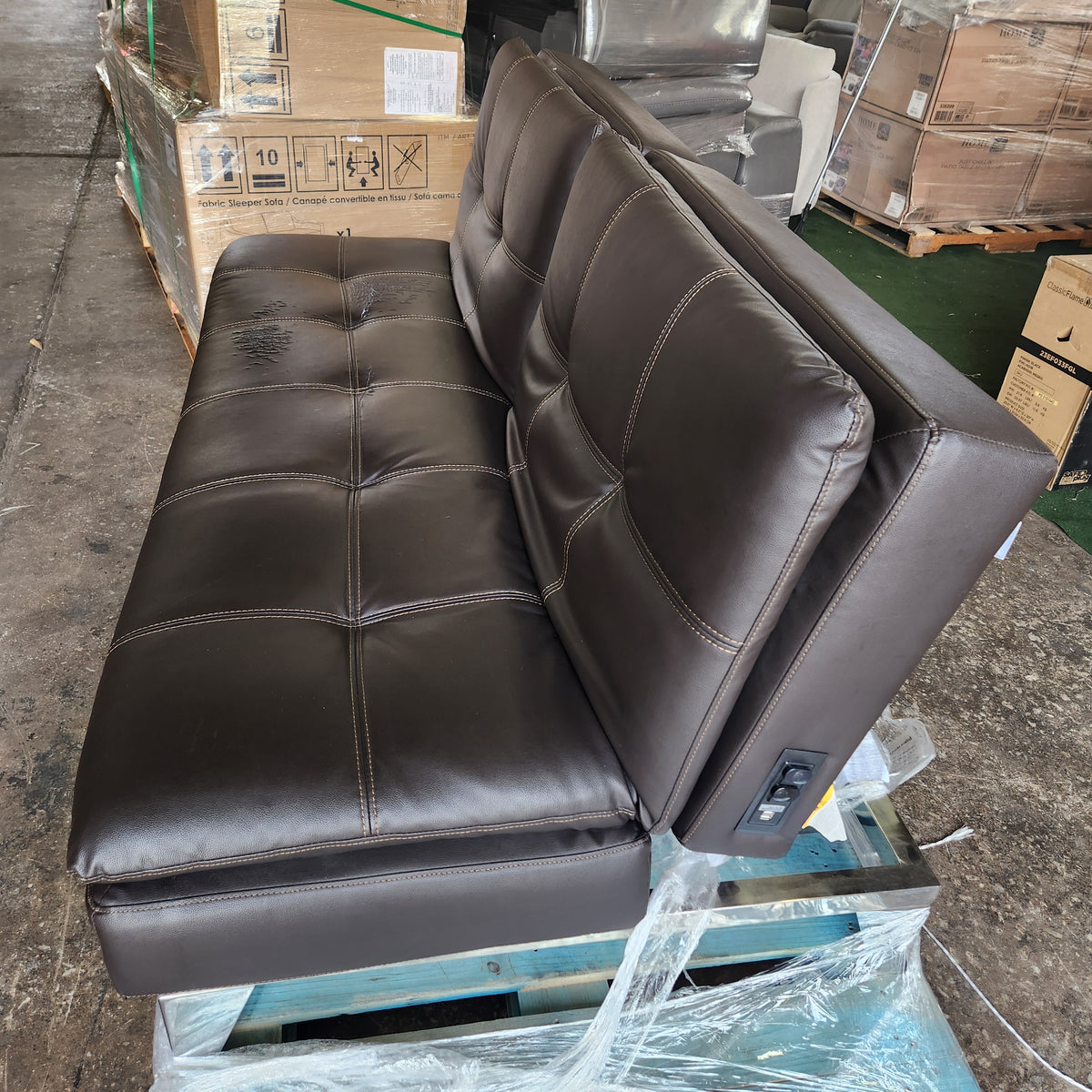 Relax A Lounger Jeneva Bonded Leather Euro Lounger