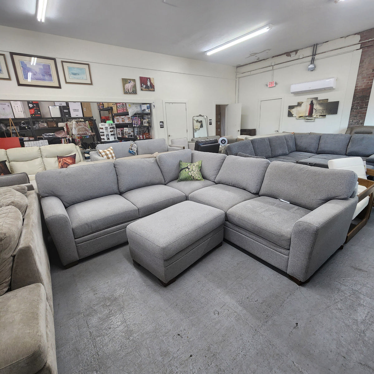 Thomasville Langdon Fabric Sectional with Chaise and Storage Ottoman, Gray