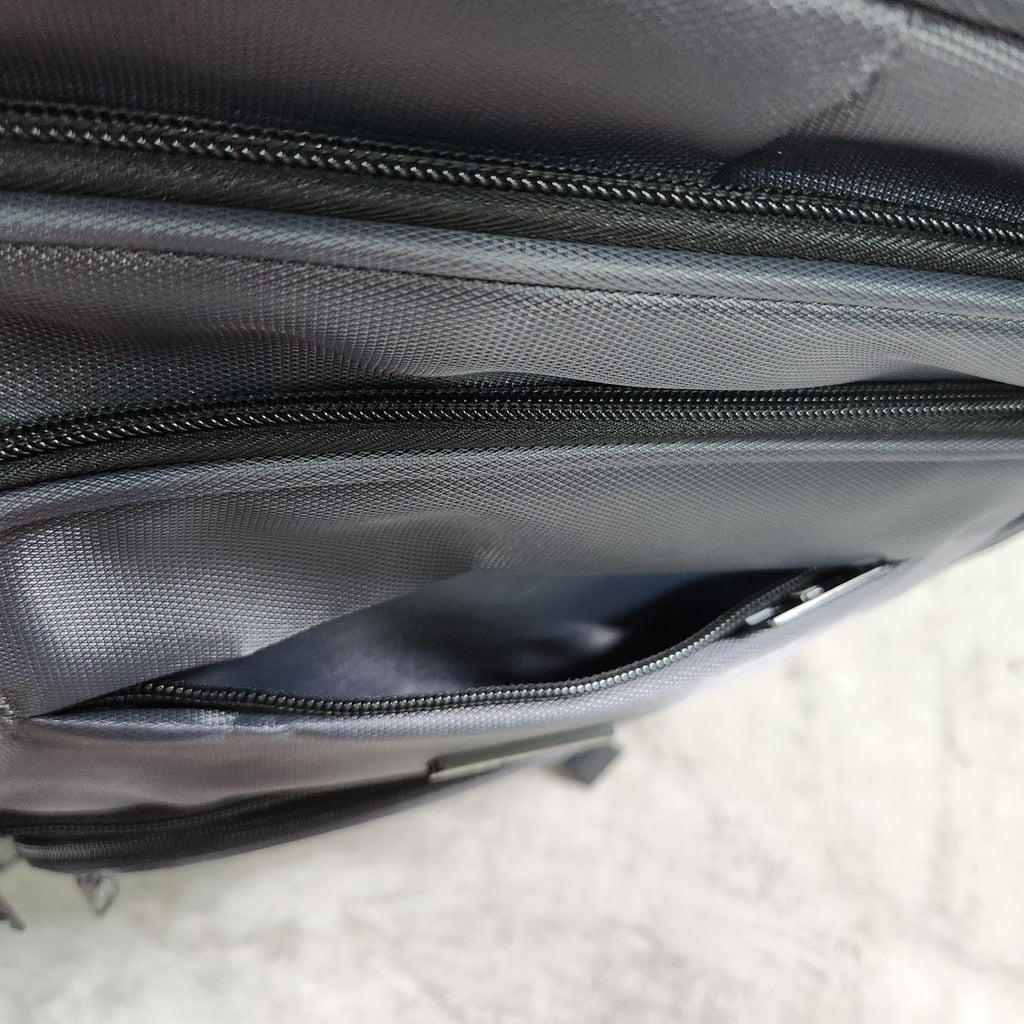 Dejuno Pioneer DJB-707 Black 20in Backpack with Laptop Sleeve