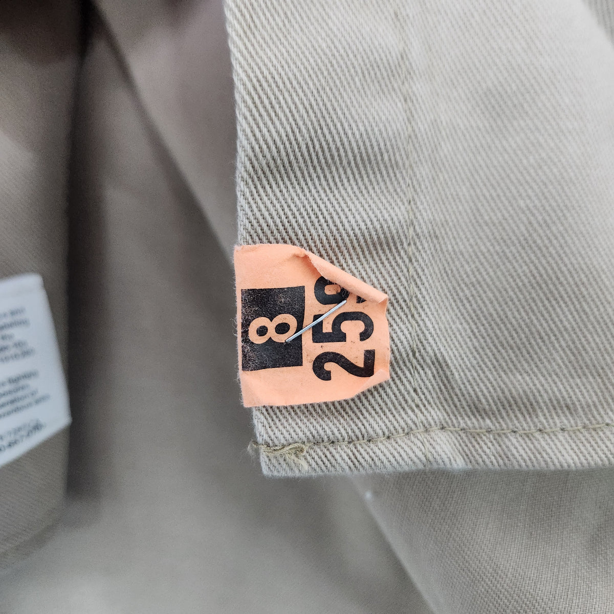 Bulwark Men's Protective Apparel FR Button Up Work Shirt Tan XL Flame Resistant NFPA 2112  Preowned