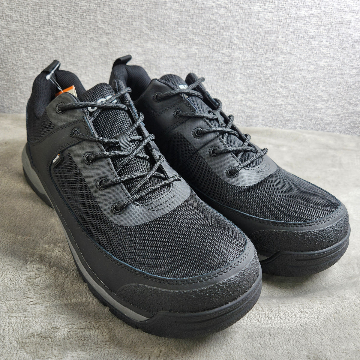 BOGS Shale Low CT ESD Men's Work Safety Shoes Size 15 Black Multi
