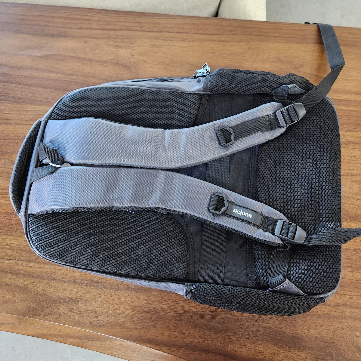 Dejuno Pioneer DJB-707 Black 20in Backpack with Laptop Sleeve