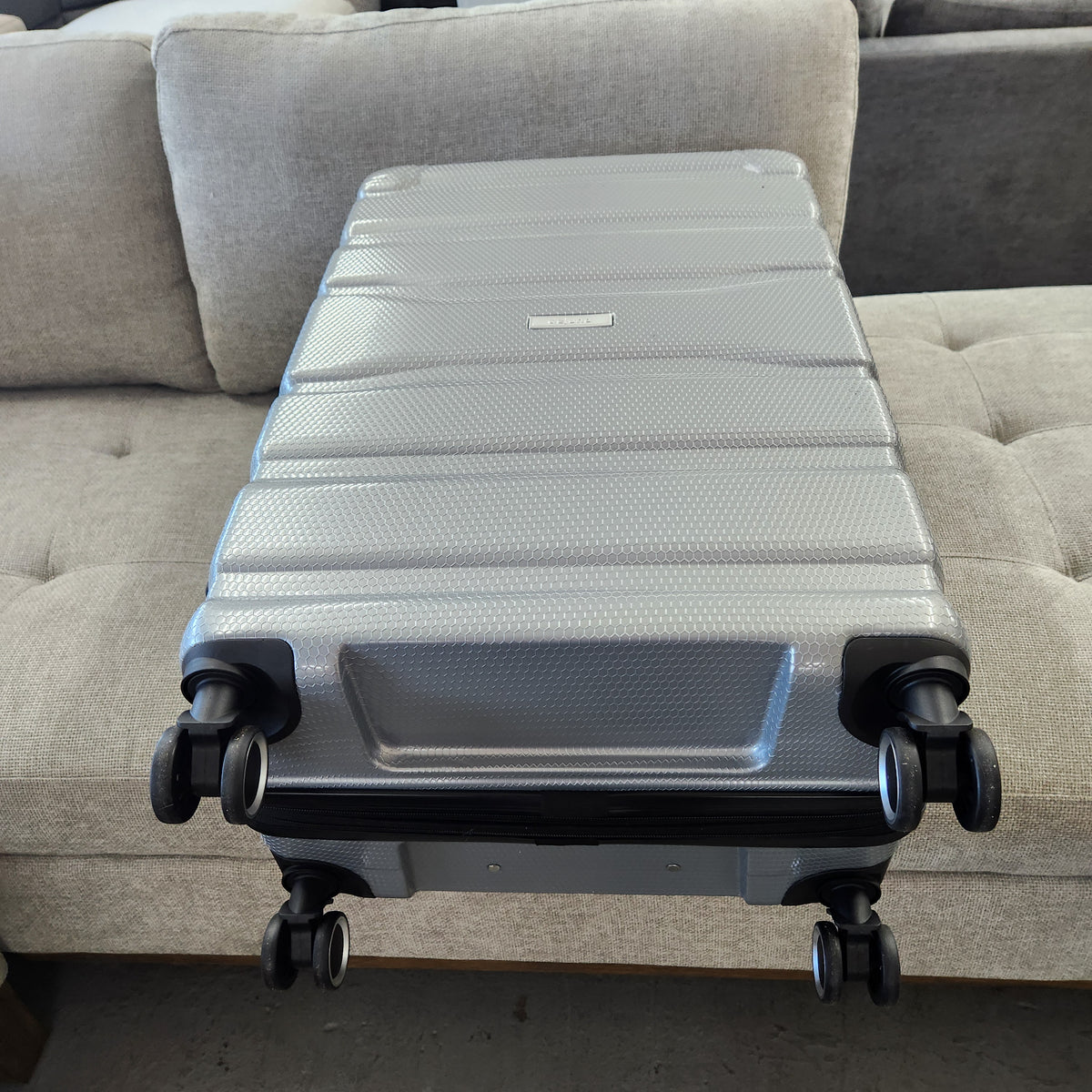Dejuno Yukon 3-Piece Hardside Luggage Set Gray New