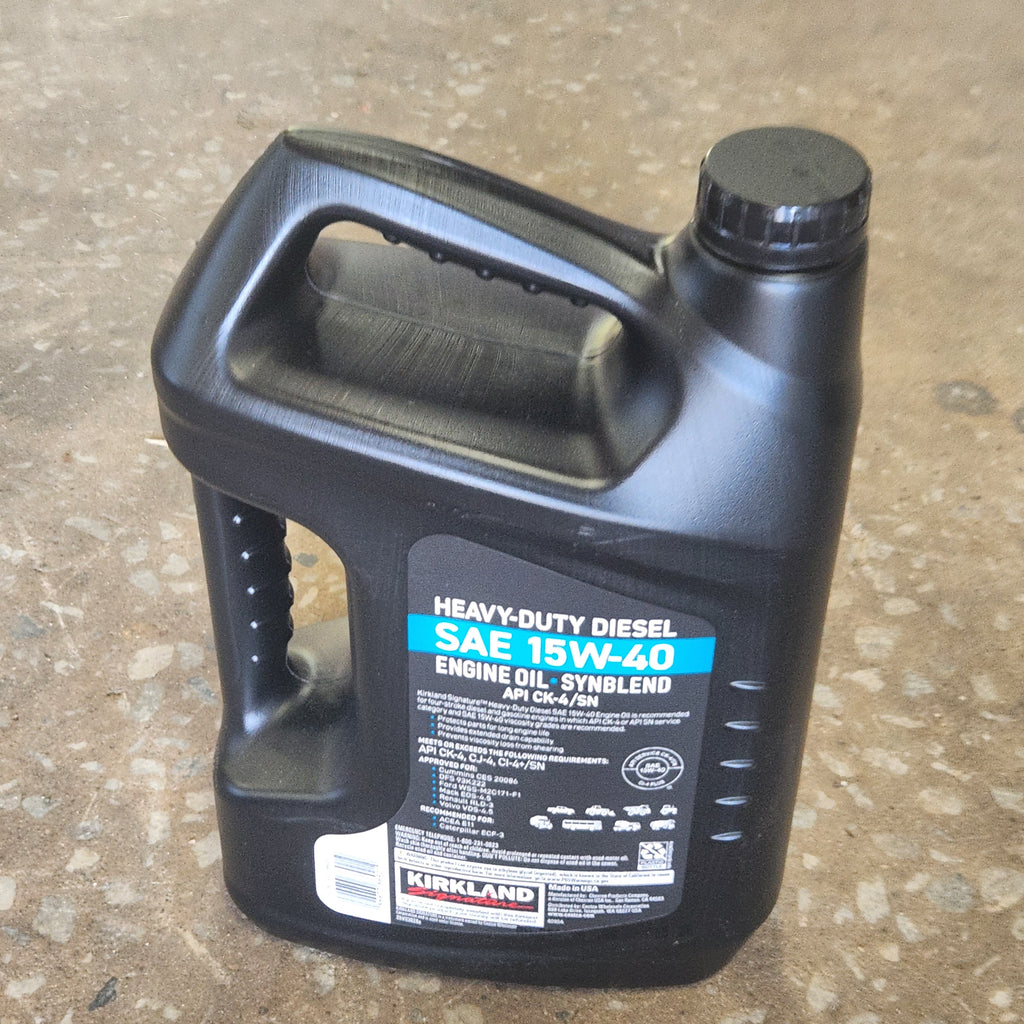 Kirkland Signature Heavy Duty Diesel 15W-40 Synthetic Blend Motor Oil 1 Gallon