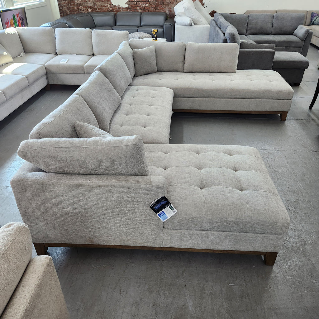 Thomasville Tavish Fabric Sectional with Storage