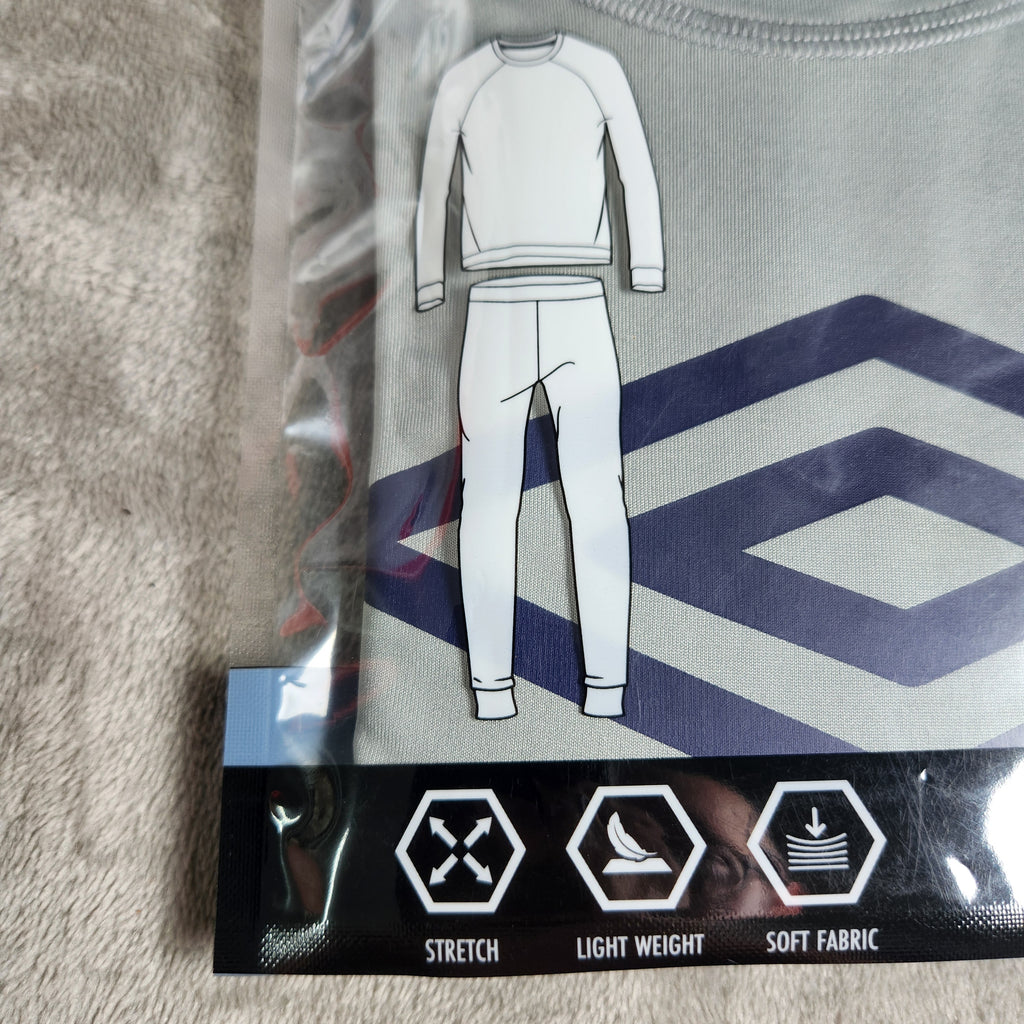 Umbro Boys Size 6/7 New 2 Piece Base Layer Set w/ Gray Blue Logo