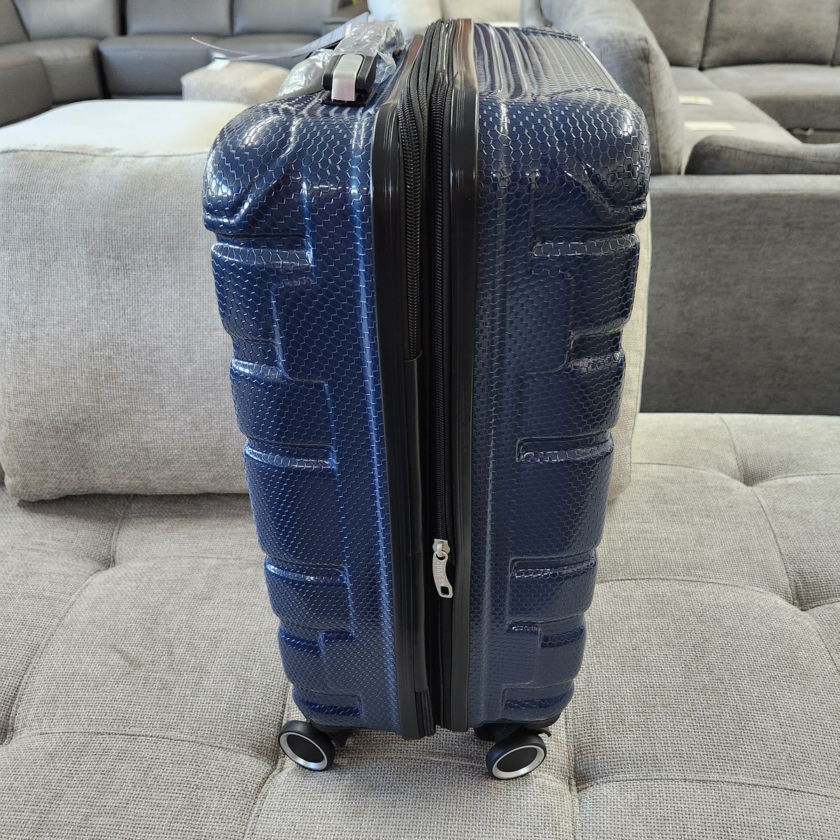 Dejuno Yukon 3-Piece Hardside Luggage Set Blue New