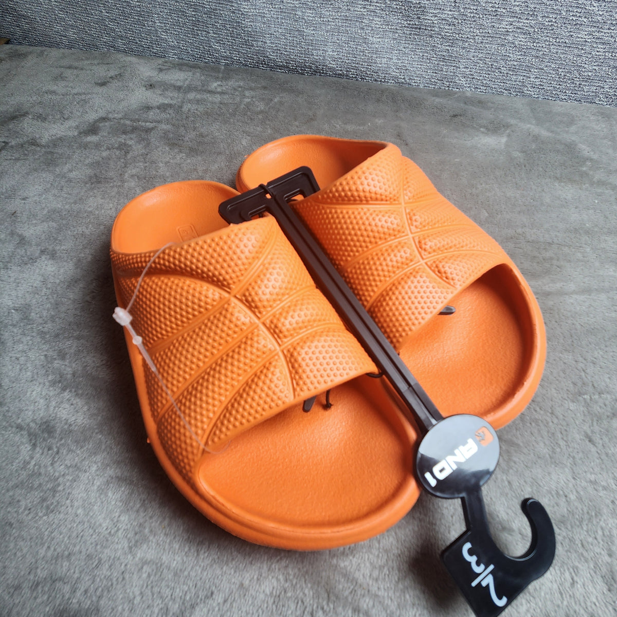 AND1 Basketball Slides Orange Size 2/3 Little Kid