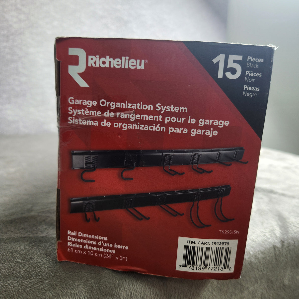 Richelieu Garage Organization System w/ 4 Rails & 11 Hooks